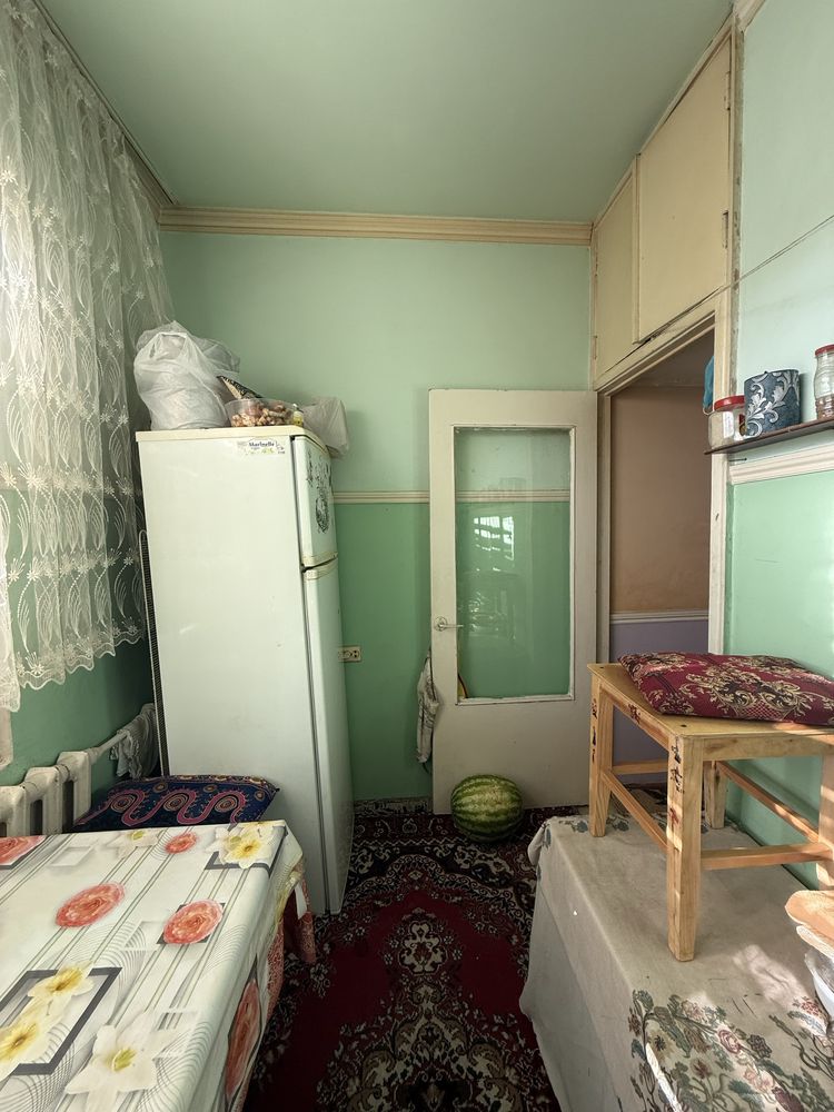 Срочно продается 1-х комн квартира в Куйлюк массив-5  1/5/5