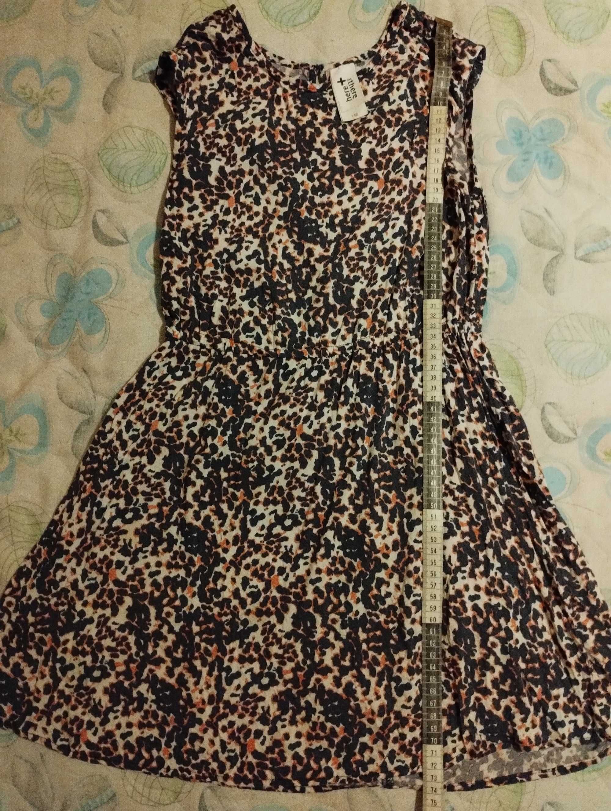 Лятна рокличка за момиче, 9 -11 г., р. 146 см, приятна и лека материя.
