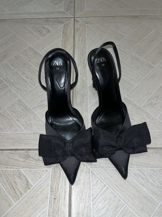 Обувки на ток Zara