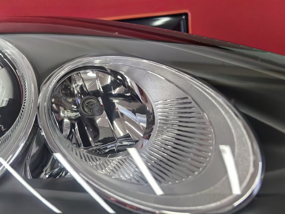 Оборудван Десен Фар Porsche Panamera