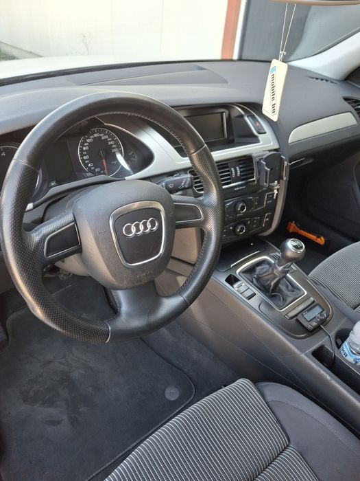 Ауди А4 2.0кубика