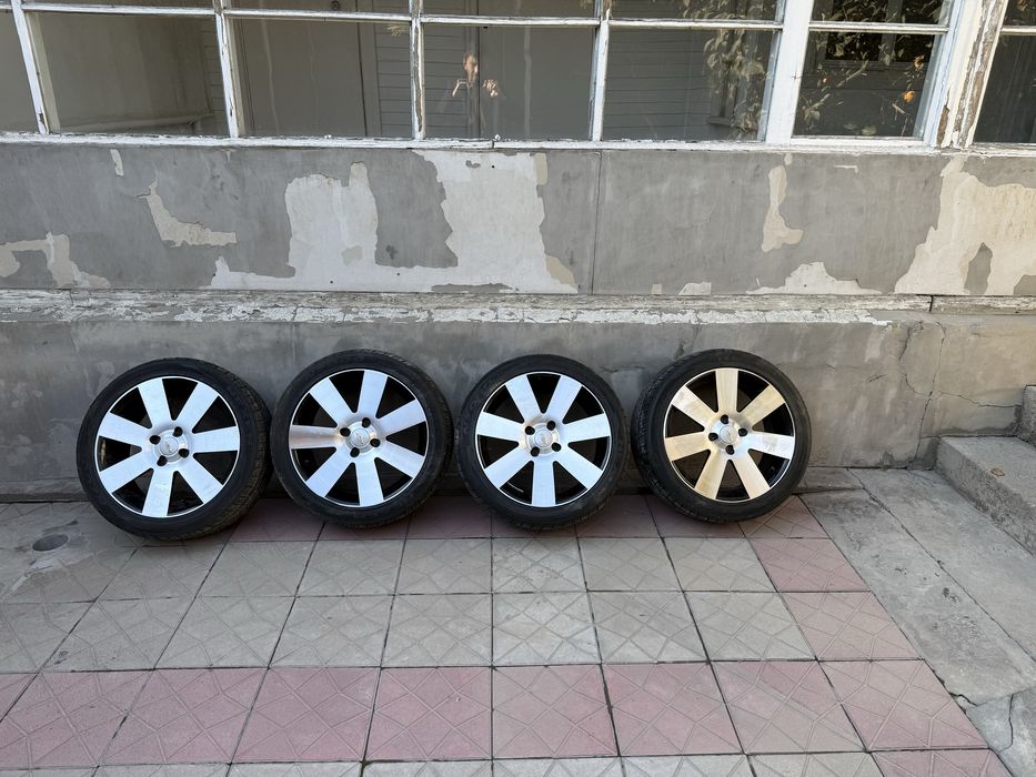 R 17 Diska 215/45 Kaptiva Shlipovka qilingan