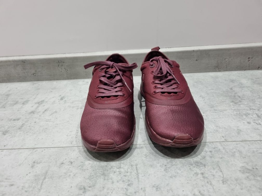 Маратонки Nike Air Max Thea Maroon 37.5 номер бордо/червени