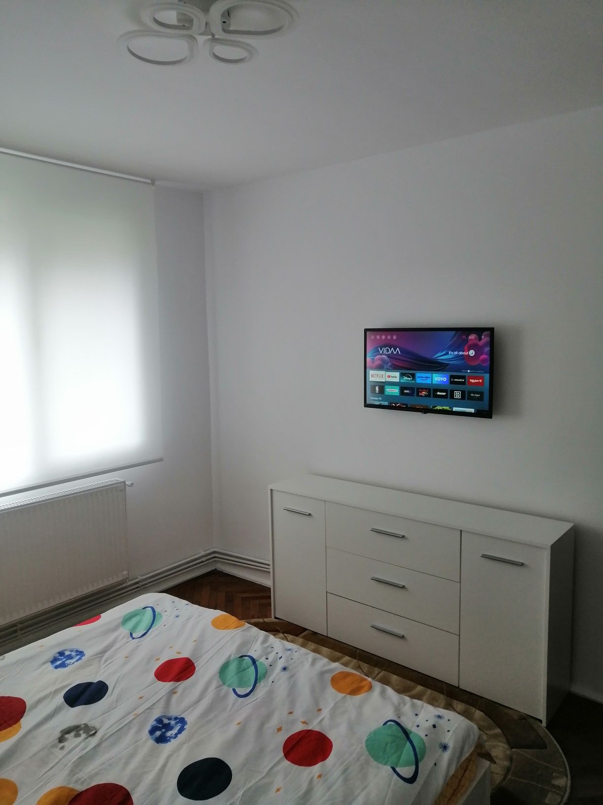 Închiriez apartament 2 camere zona centrala