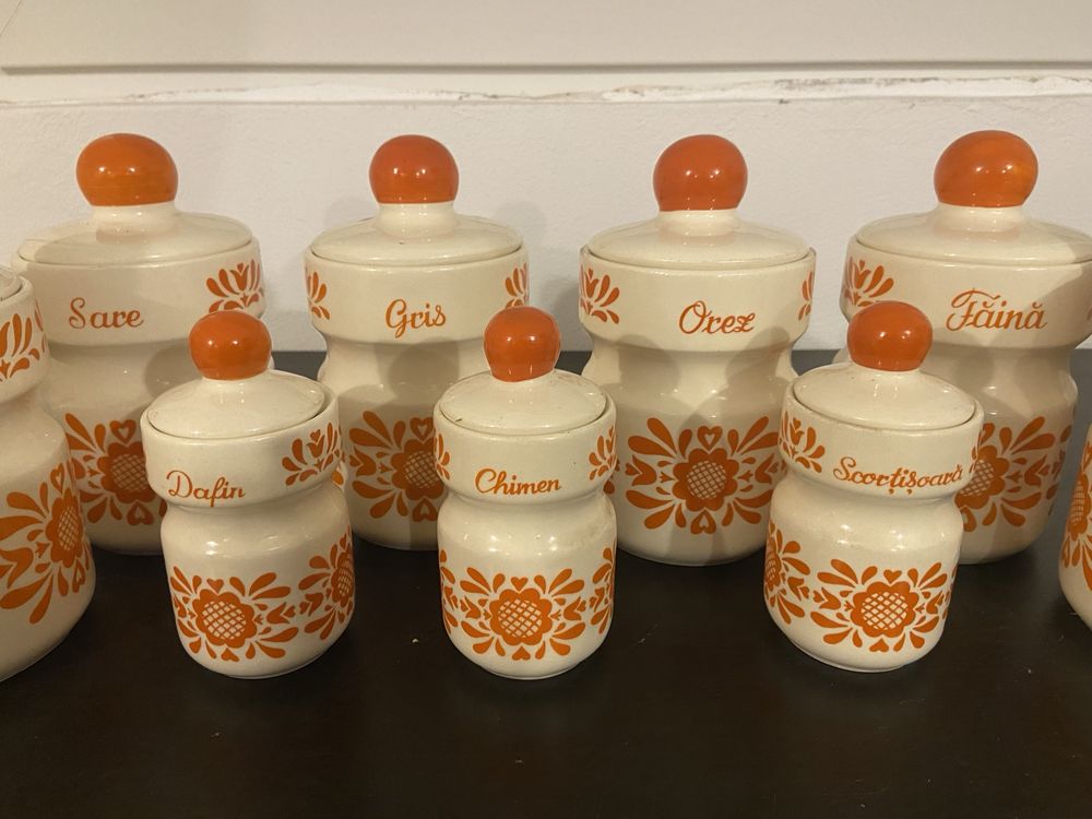 Set vintage de recipiente pentru condimente