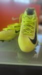 БутонкNike ZOOM.