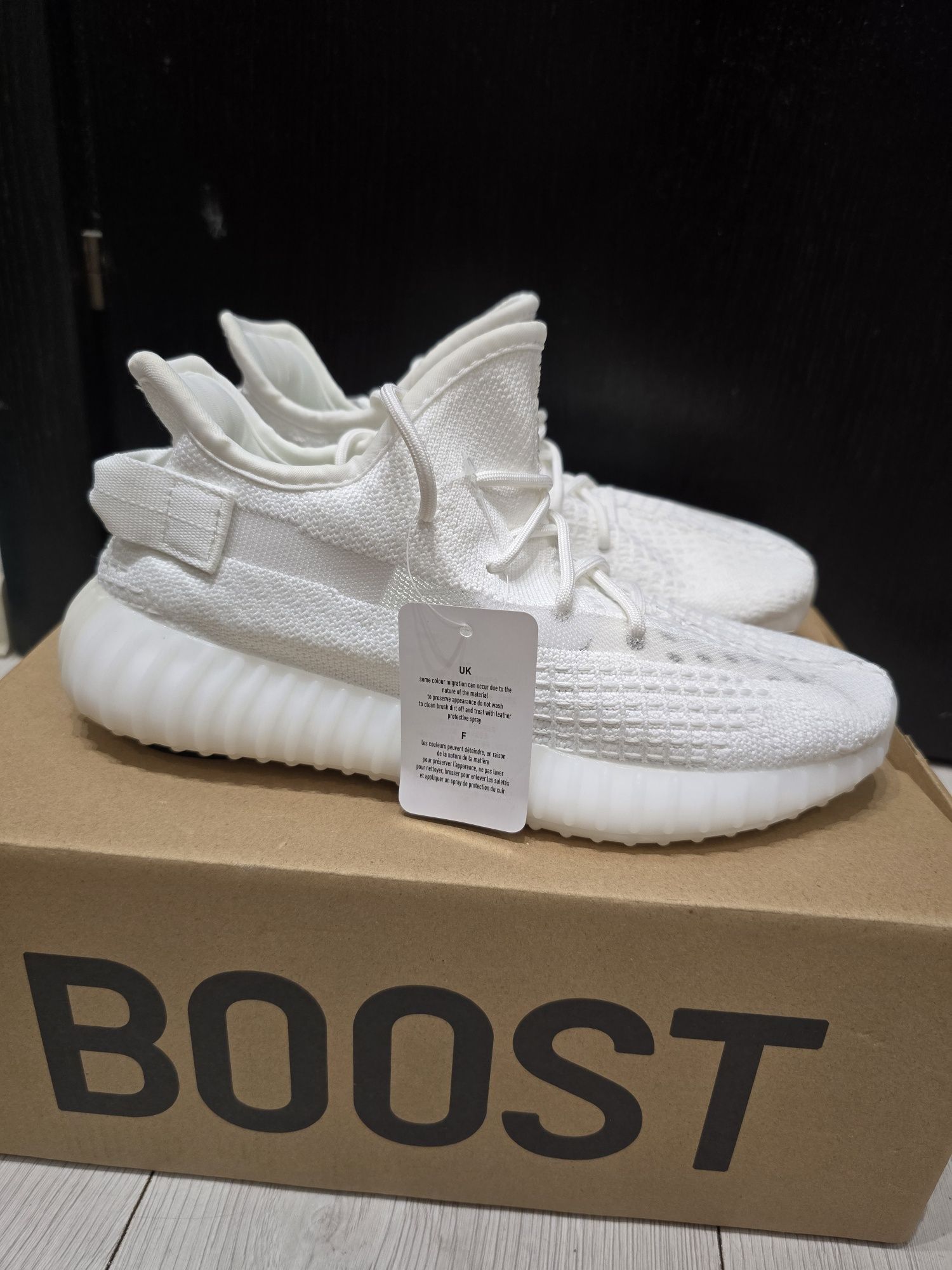 Adidas yeezy boost 350 noi la cutie