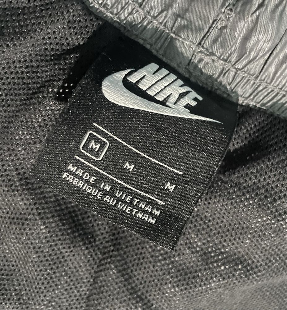 Оригинално мъжко спортно долнище за тичане NIKE SPORTSWEAR размер М