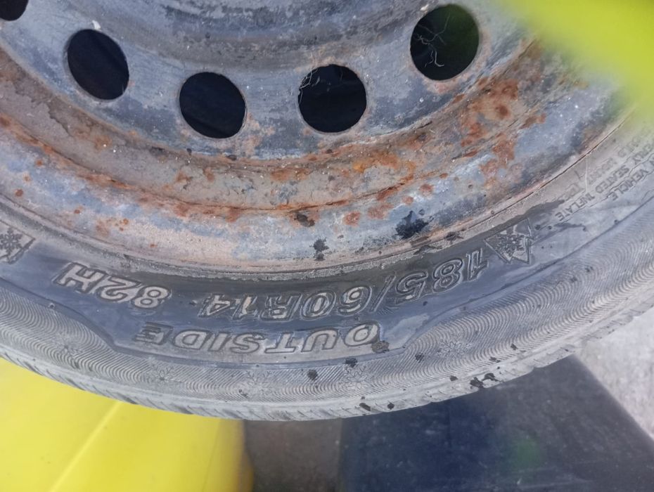 Cauciucuri iarnă  diferite mărimi