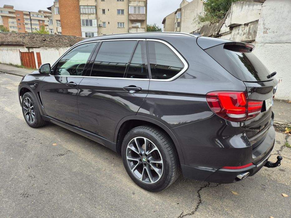 Bmw X5 F15 3.0d 7loc Full euro 6 pret 15900€