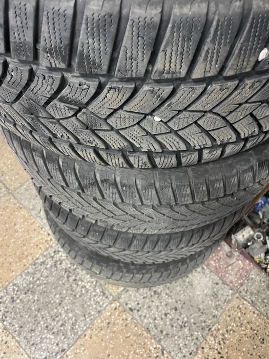 Зимни гуми 235/50/18