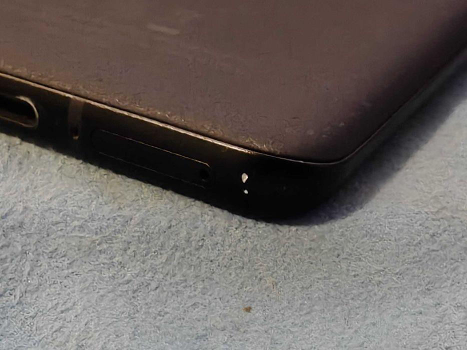 Vand Oneplus 10 Pro 12GB 256GB Volcanic Black Full Box Carbon Folie