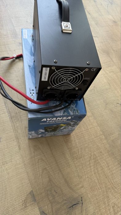 Sursa profesionala de tensiune UPS Avansa premium 500 W