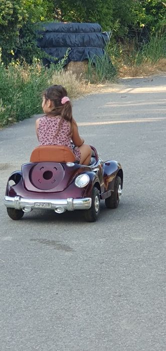 Masina cu telecomanda vintage