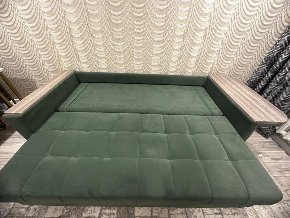 Продам диван в отличном состоянии