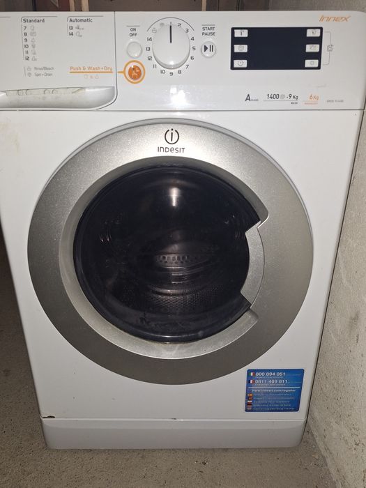 Пералня със сушилня Indesit, за части