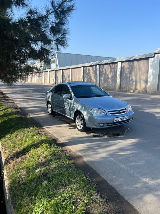 Продаю  Ласетти  автомат  делфин