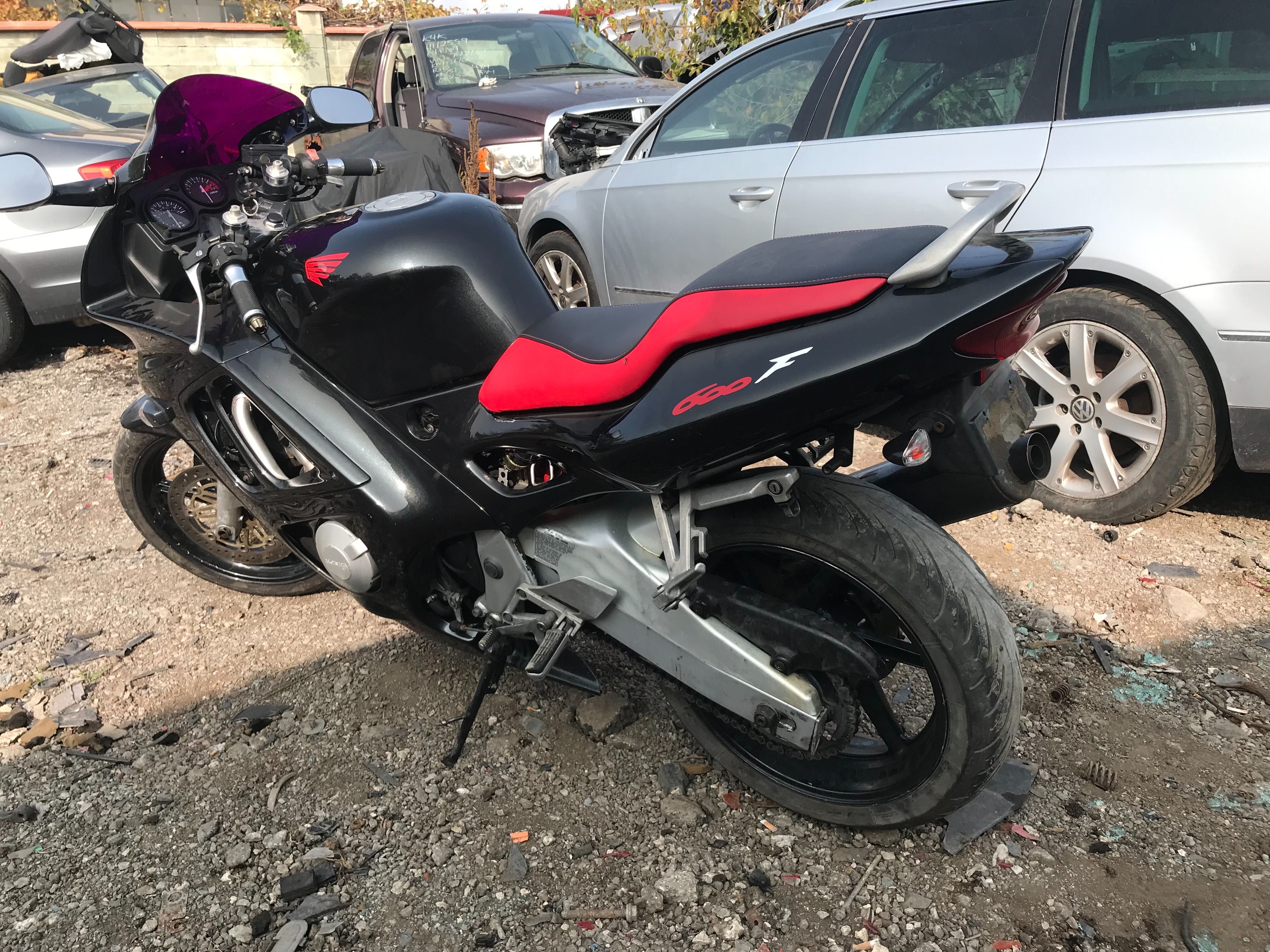 Honda CBR F3 и CBR F2 на ЧАСТИ