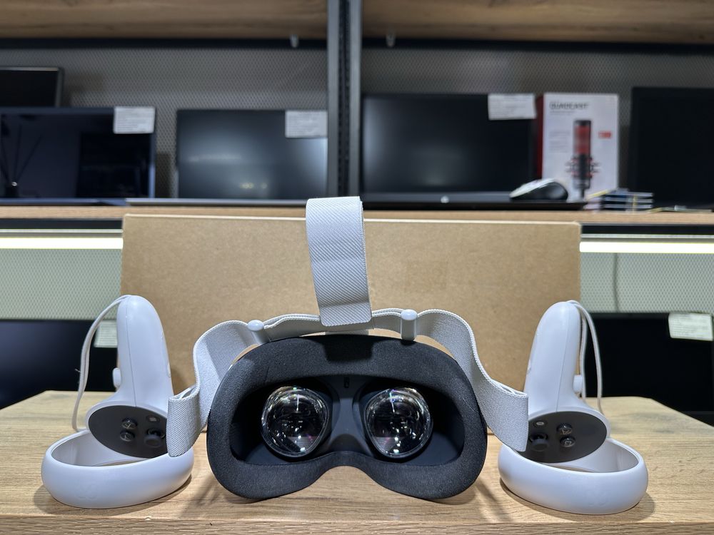 Очки виртуальной реальности Oculus Meta Quest 2, 128 GB, 9823/A10