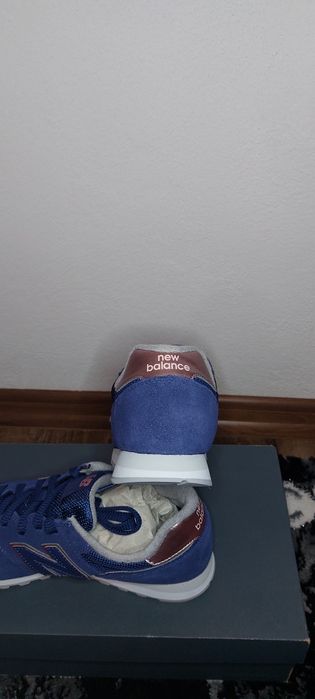 Adidaşi New Balance mărimea 37