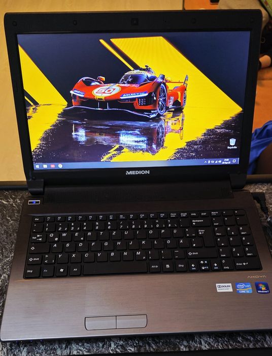 Lapto medion intel core i3
