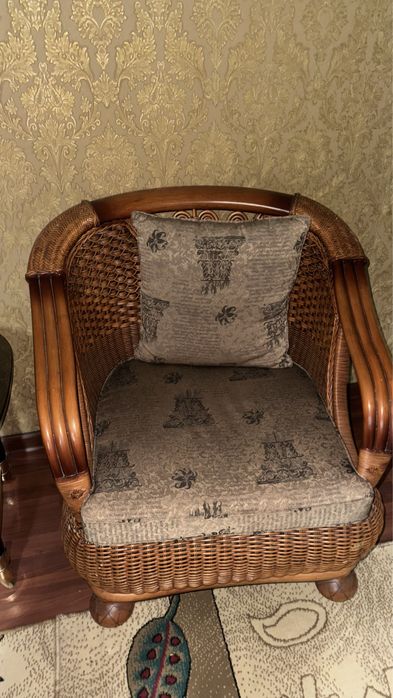 Продам ротанговую мебель в отличном состоянии