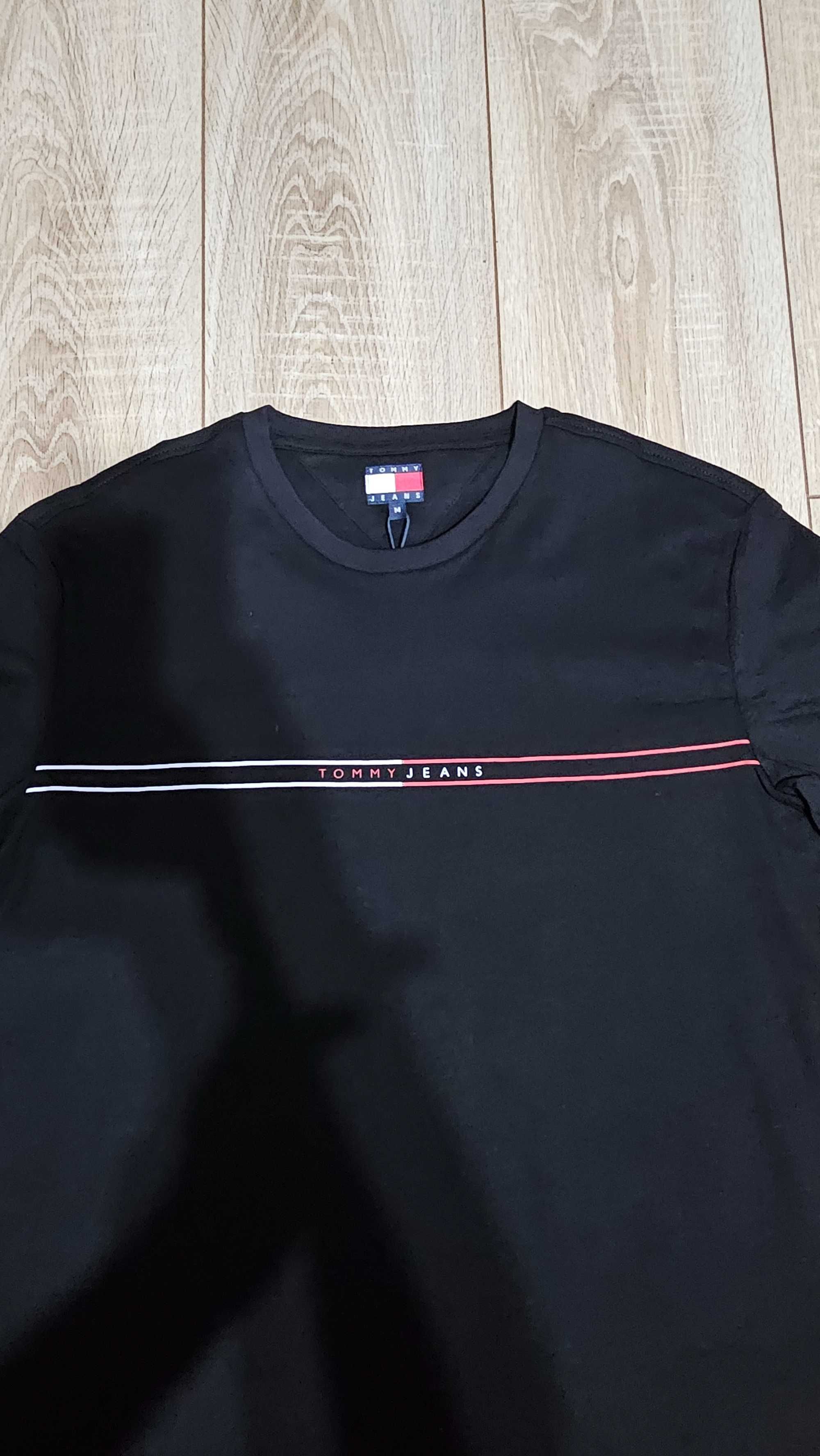 Оригинална Мъжка Черна Тениска Tommy Hilfiger - Чисто Нова