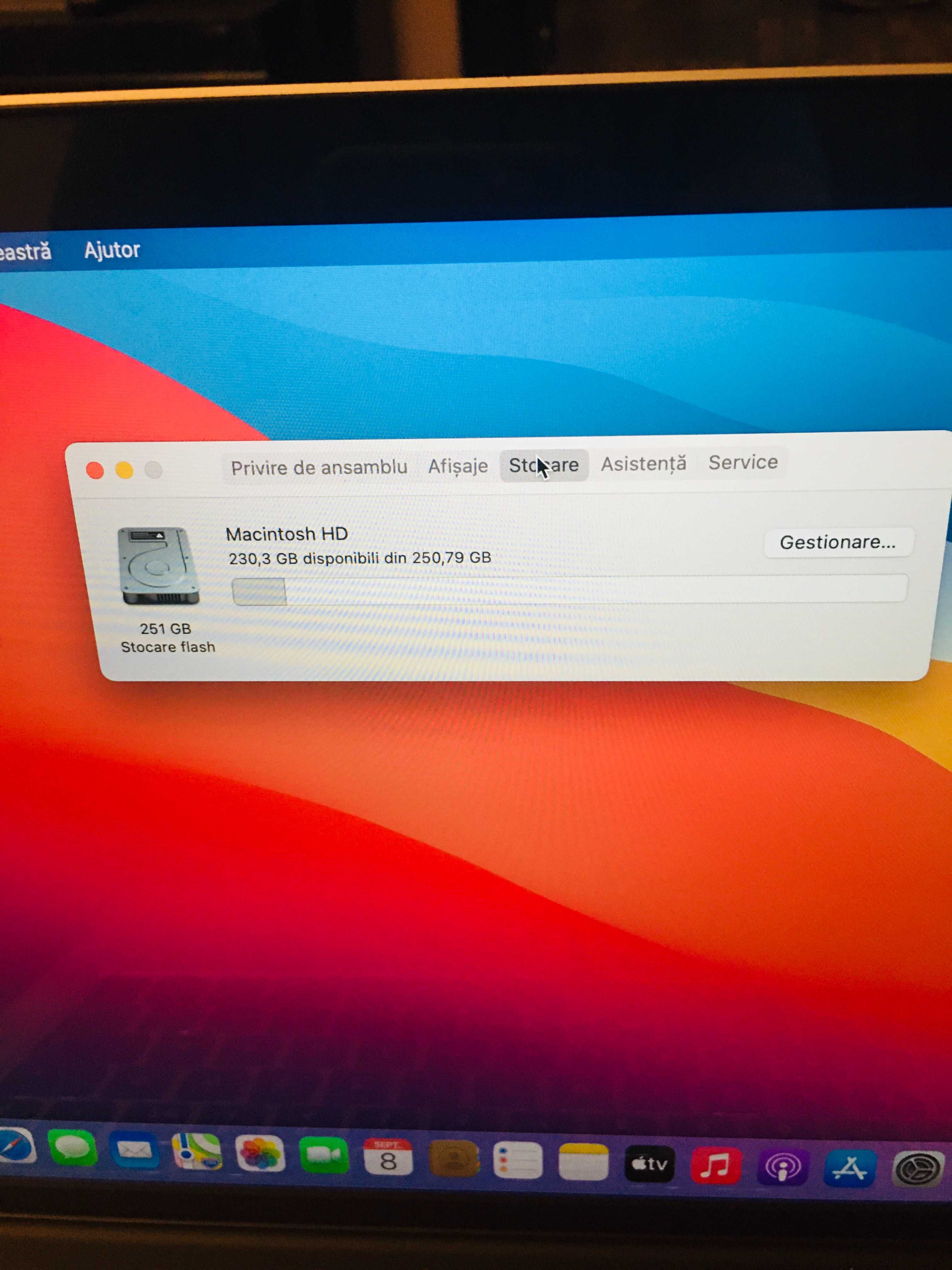macbook pro retina i5 ,8gb ram,ssd 250gb,2014