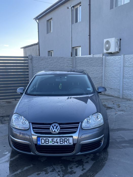 Vând Jetta 1,9 TDI