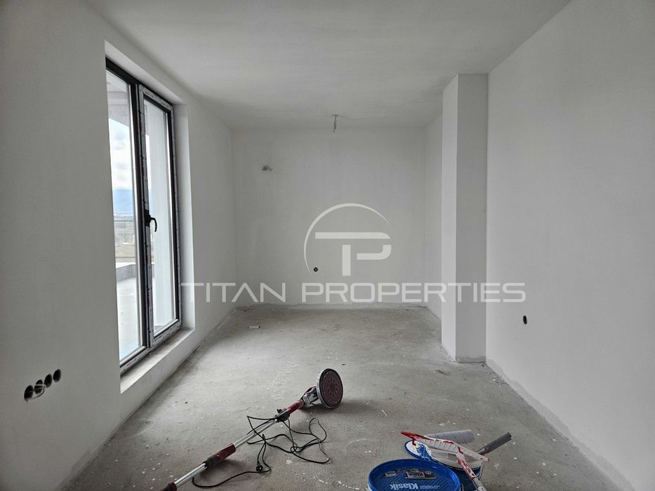 Продава се Тристаен апартамент в Пловдив, Коматево - 221 кв.м за 819 €/кв.м - Снимка #4