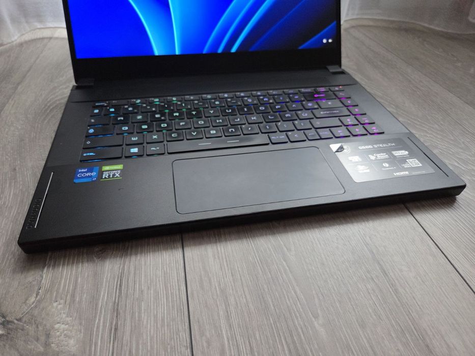 MSI GS66 i7 11800H / RTX 3080 / 32GB Ram / 2 TB SSD
