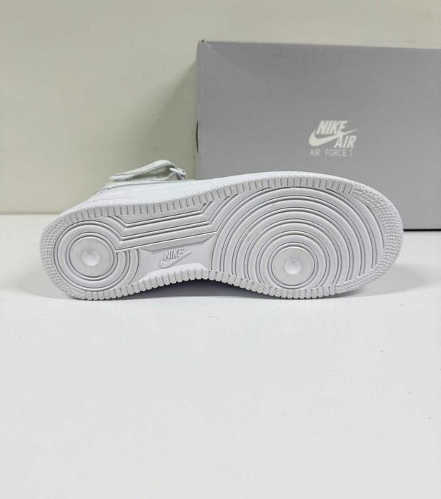 Nike Air Force 1 Mid 07