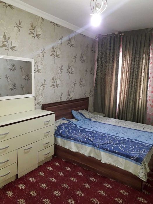 Срочно продаётся 2-комнатная квартира в 8-М Чирчике!