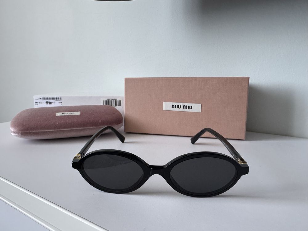 Дамски слънчеви очила Miu Miu