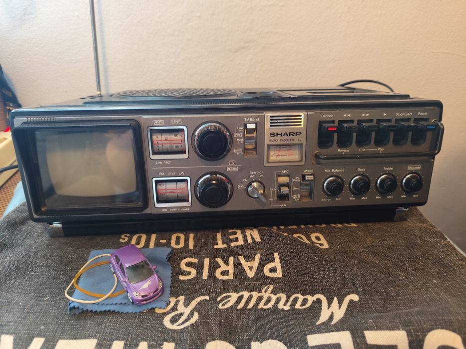 Radiocasetofon sharp vintage
