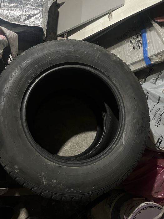 Покрышки 2 шт летние на 18
