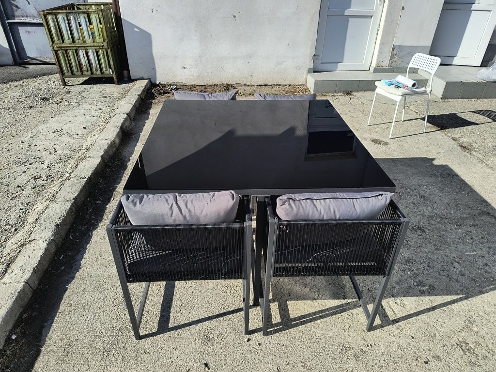 Set masa cu 4 scaune pentru terasa