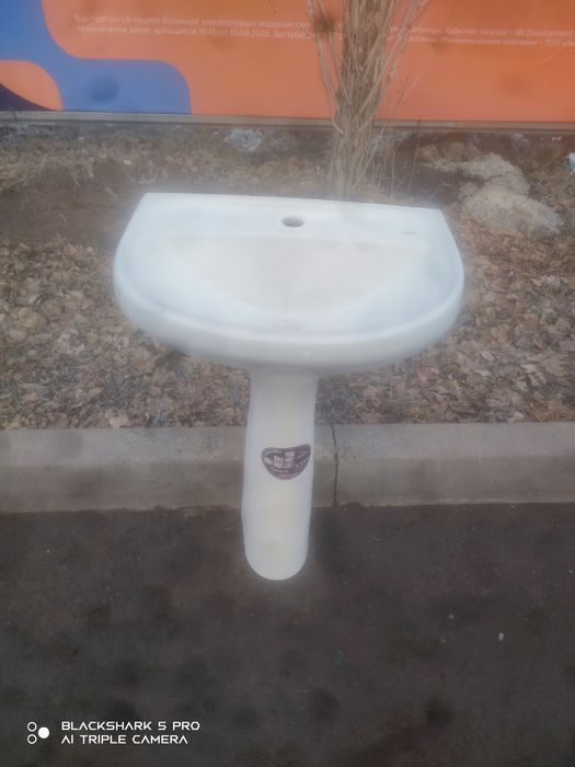 Продам раковину без трещин и сколов