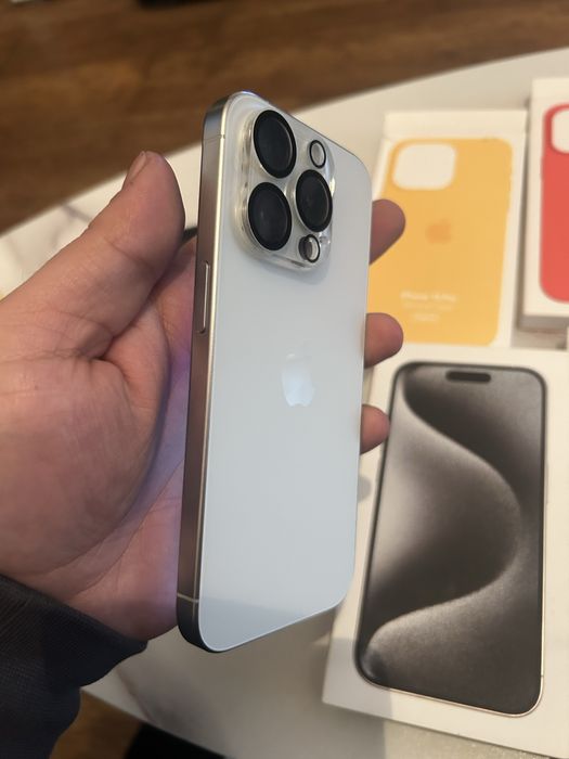 Se vinde doar astazi Iphone 15 pro