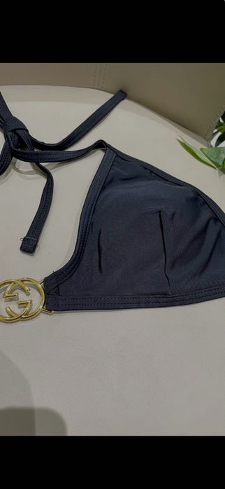 Costum de baie Gucci, model 2026