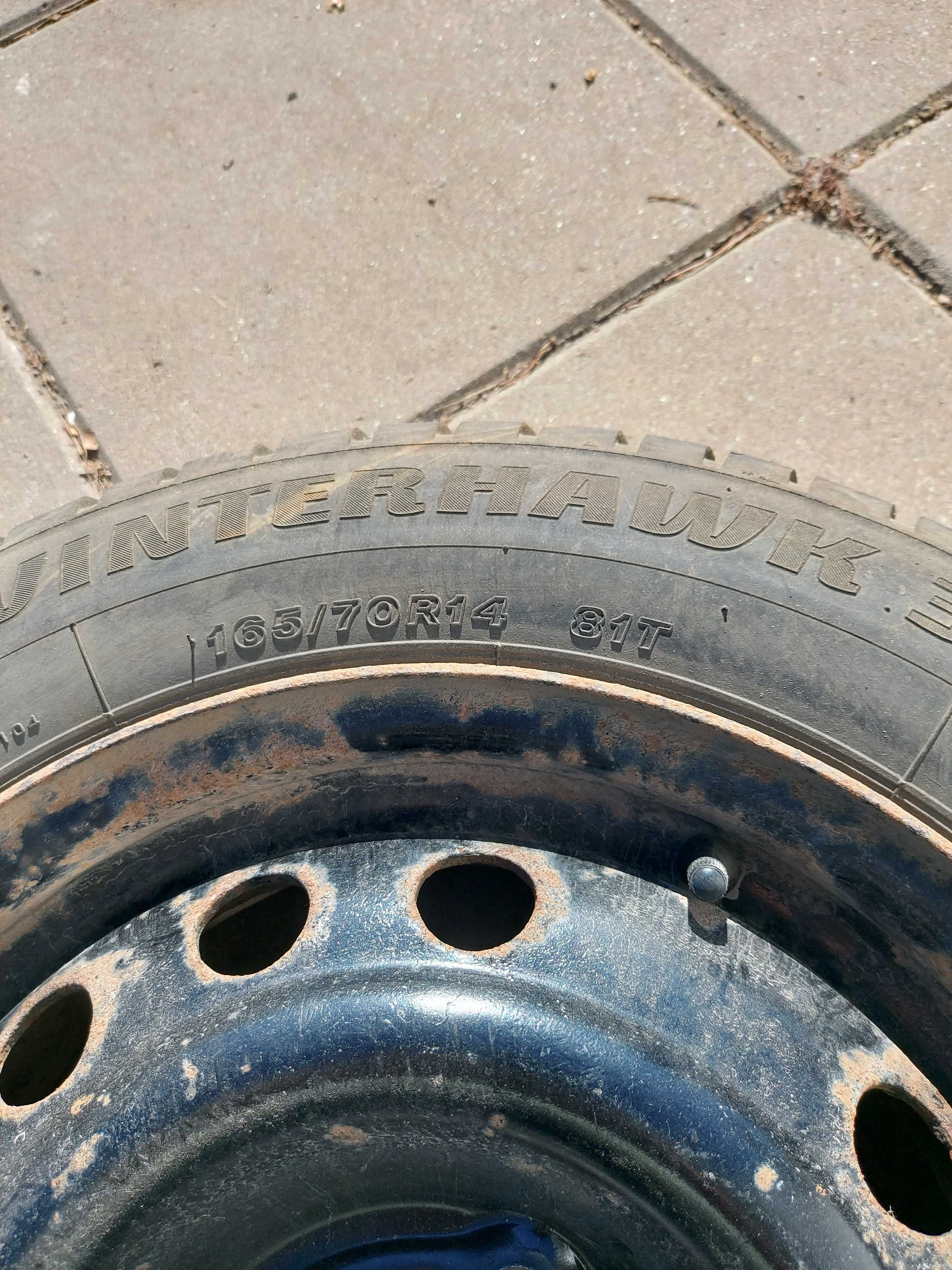 Firestone 165 70 14 зимни