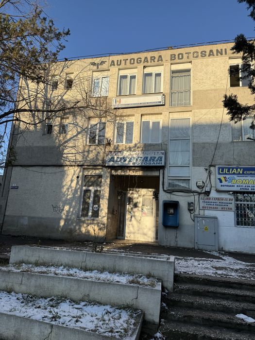 Inchiriere Autogara Botosani /birouri/ parcare/spatiu