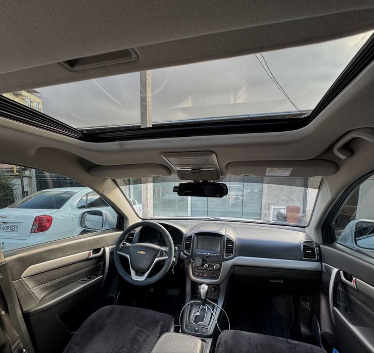 Срочно продам Chevrolet Captiva 4 (оригинал)