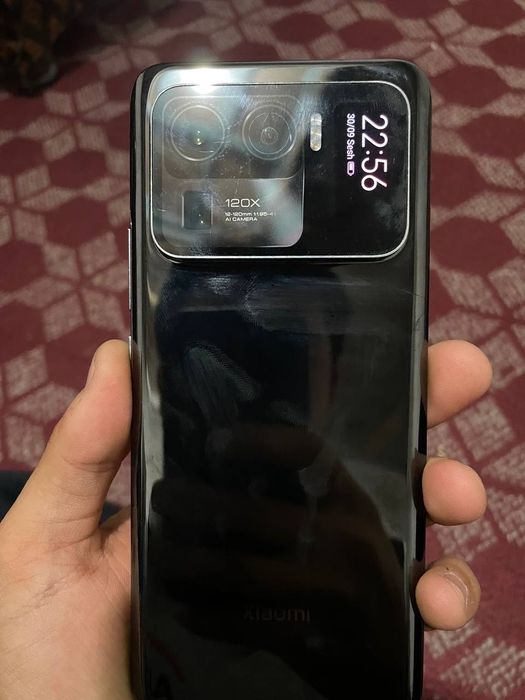 Xiaomi 11 ultra
Xotirasi 256 GB
Ram 12+7 GB
Kamera 4k 60 8k 30
120x yq