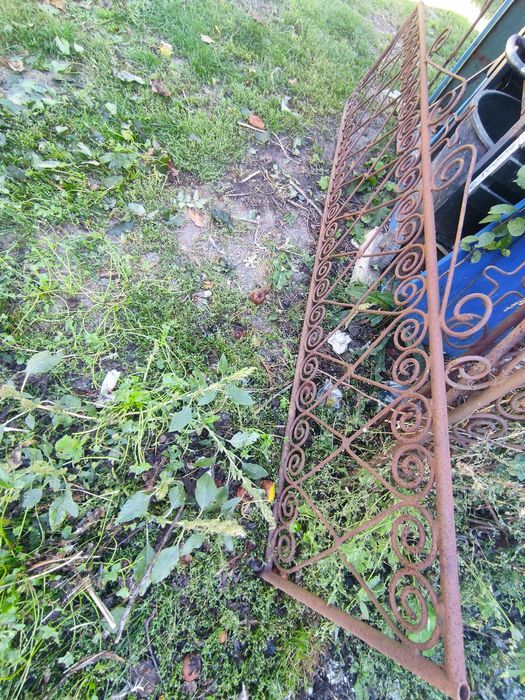 Gărduț funerar pentru împrejmuire loc de veci