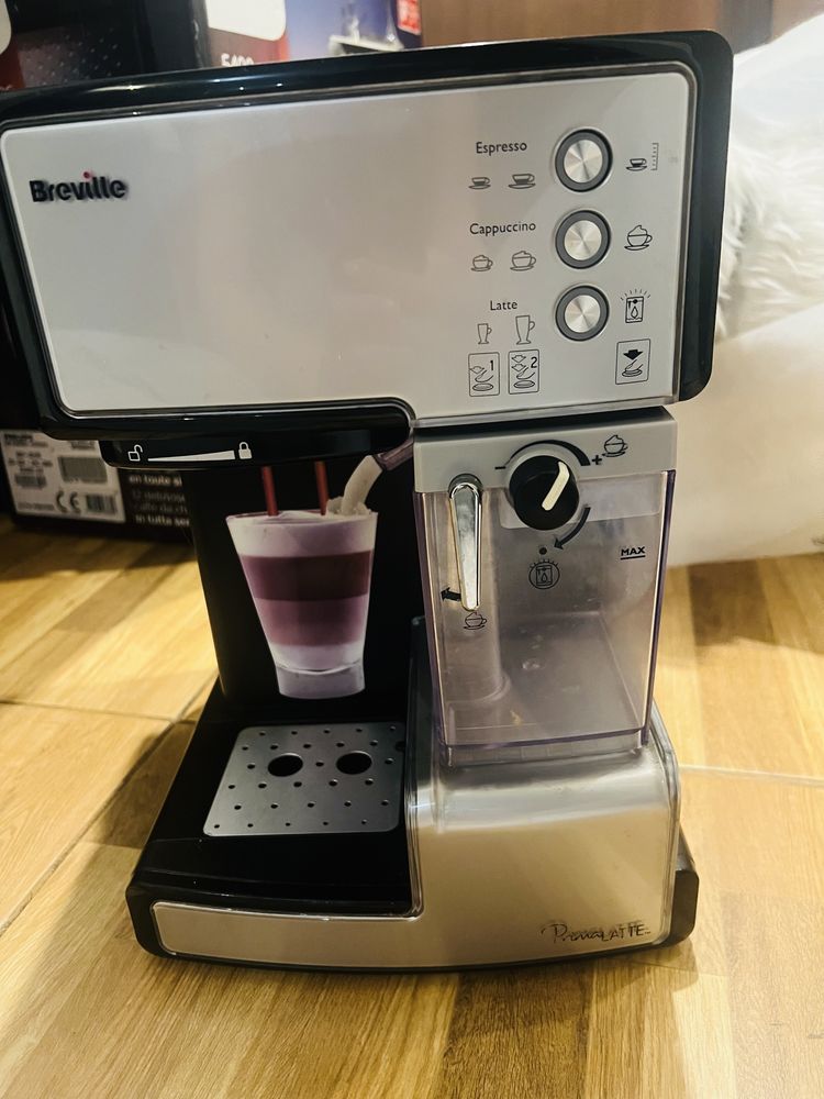 Aparat de cafea expressor