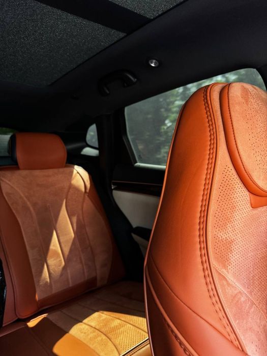 Chexol sotiladi. Oladiganla tel qilila iltimos