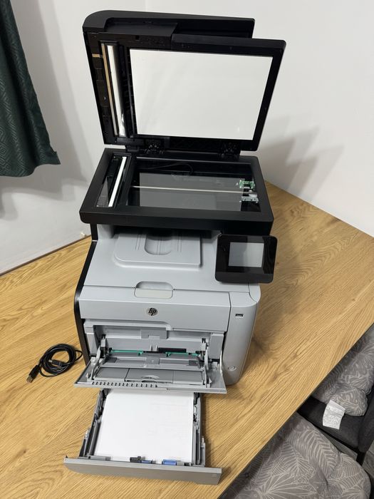 Imprimanta multifunctionala defecta HP mfp m476dn