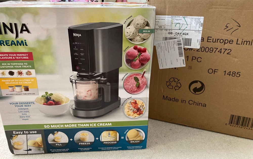 Уред за сладолед Ninja CREAMi