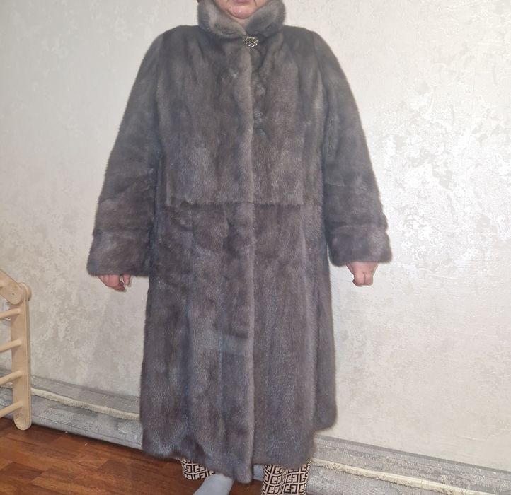 Продам норковую шубу